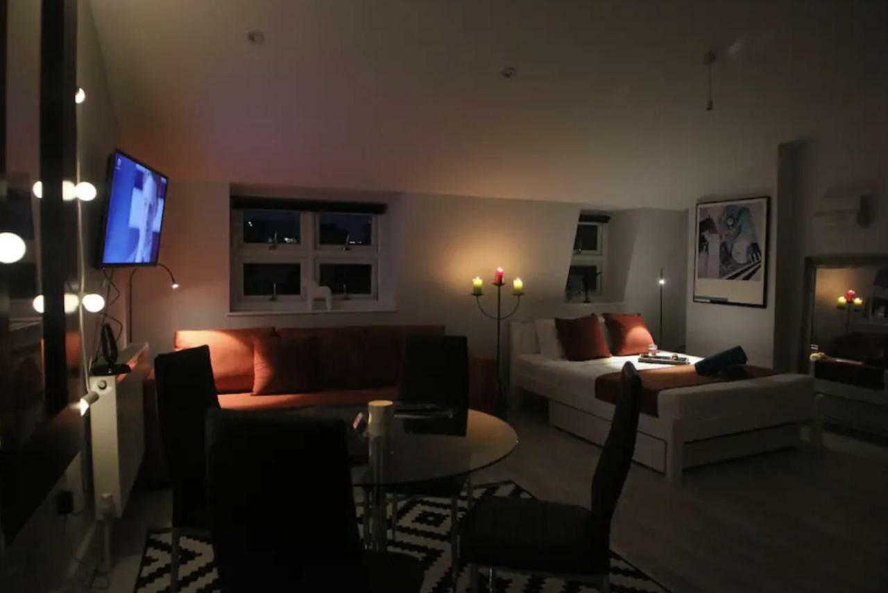 Quirky Cosy Marleybone Victorian Loft Apartment Лондон Екстер'єр фото